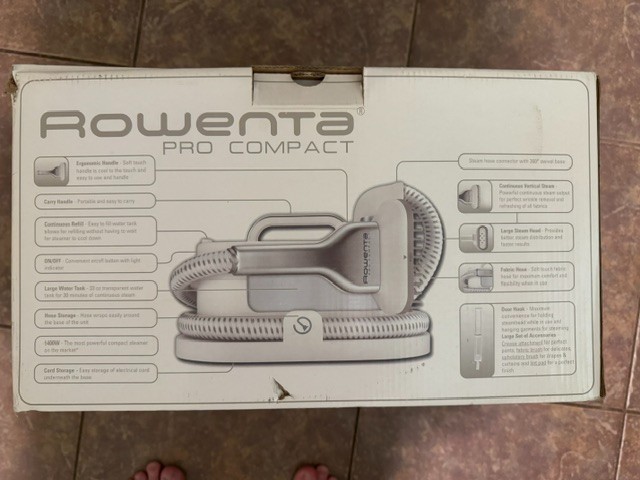 Rowenta Compact Steam Pro Station Garment Fabric Steamer Model IS1430》1400 Watts