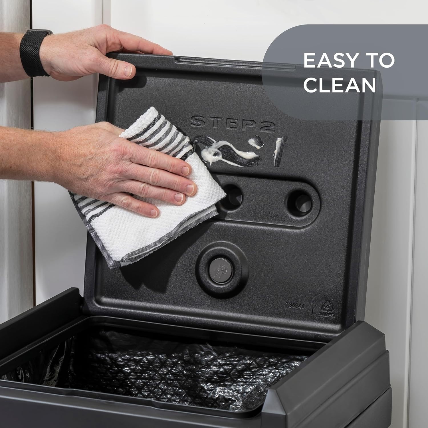 Elegant Onyx Black Trash Can, 39 Gallons – Indoor/Outdoor Use, Removable Lid