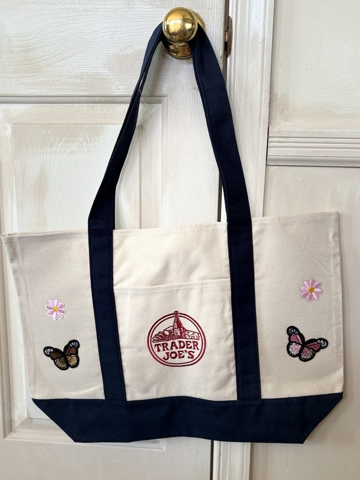 Trader Joe’s Embroidery Special 4 Butterflies 4 Flowers Large Eco Shopping Bag