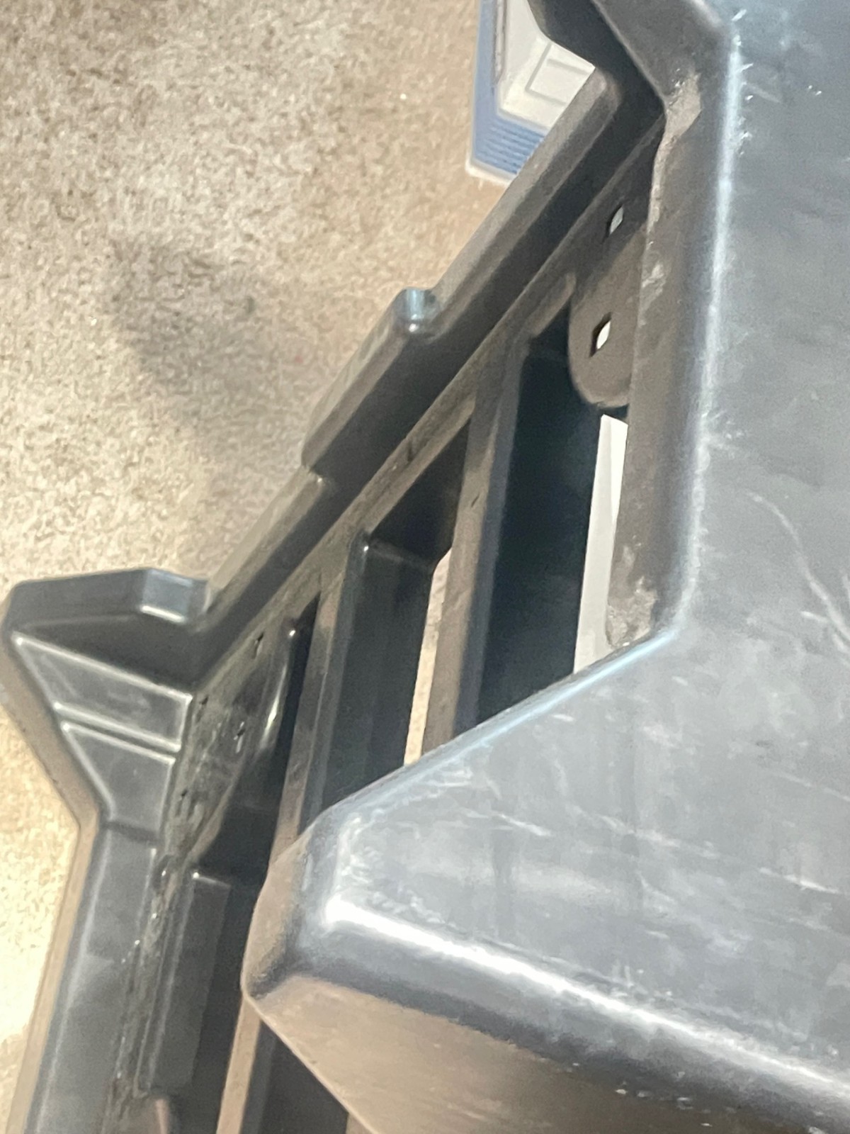 USED QUANTUM STORAGE SYSTEMS Dolly 1,000 lb Load Capacity 24 in x 15 in x 8 in