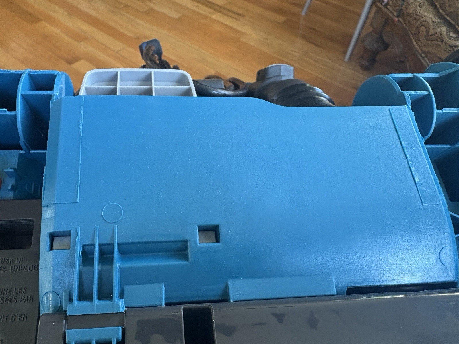 Hoover WindTunnel Tempo Vacuum – Upright Bagged -UH30301 in Miami.
