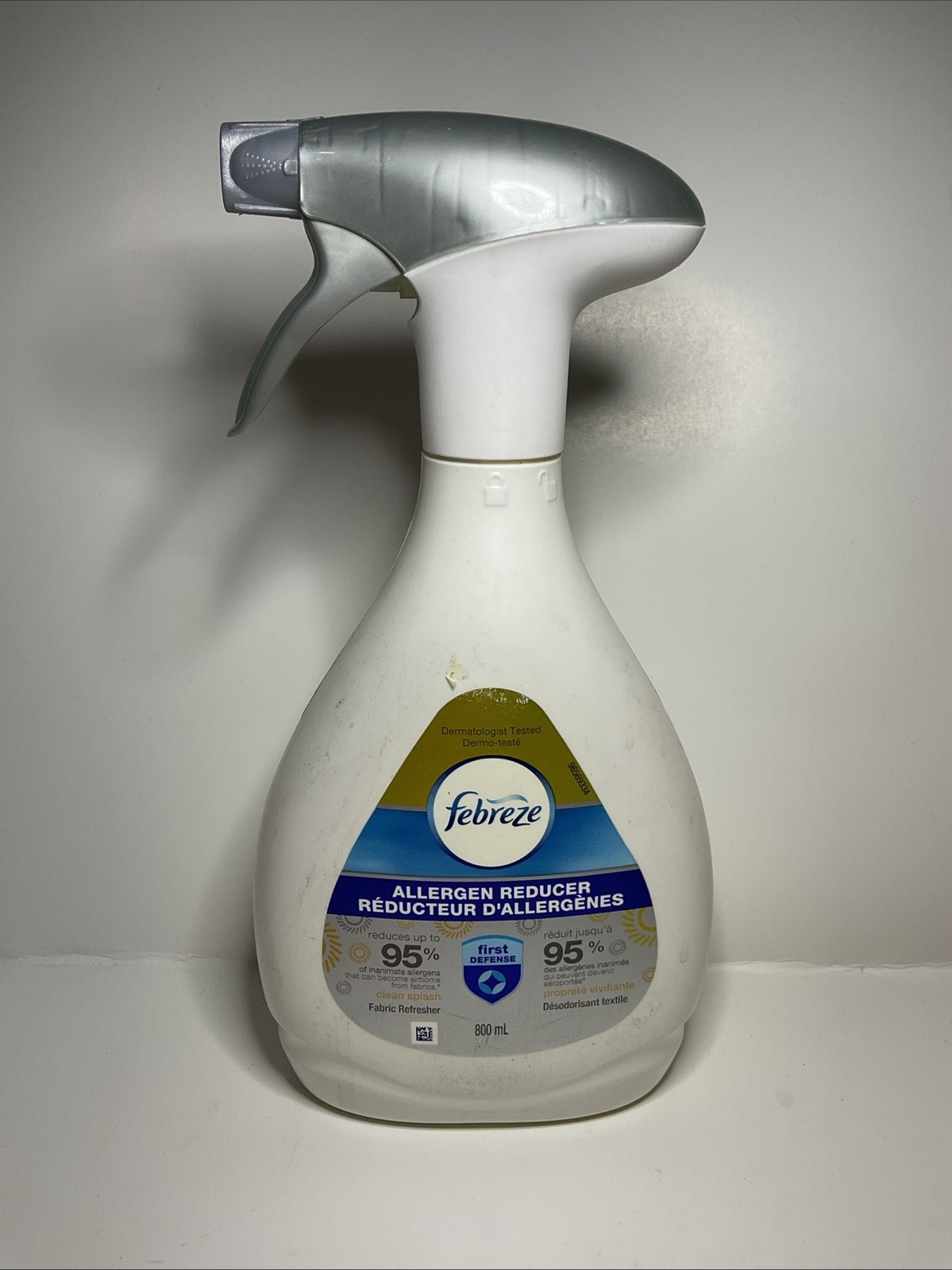 Febreze Allergen Reducer Fabric Refresher Spray 27 Fl Oz. New
