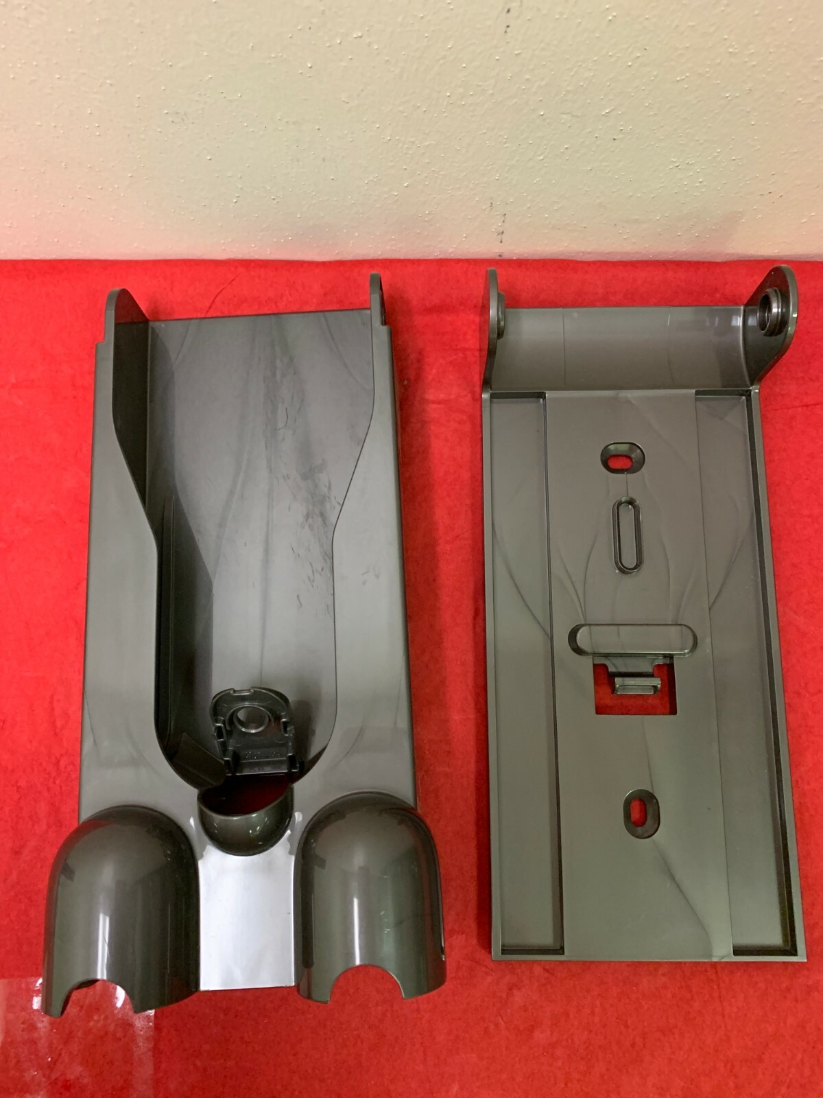 Dyson Wall Mount Docking Station For V11 Torque/Animal Models