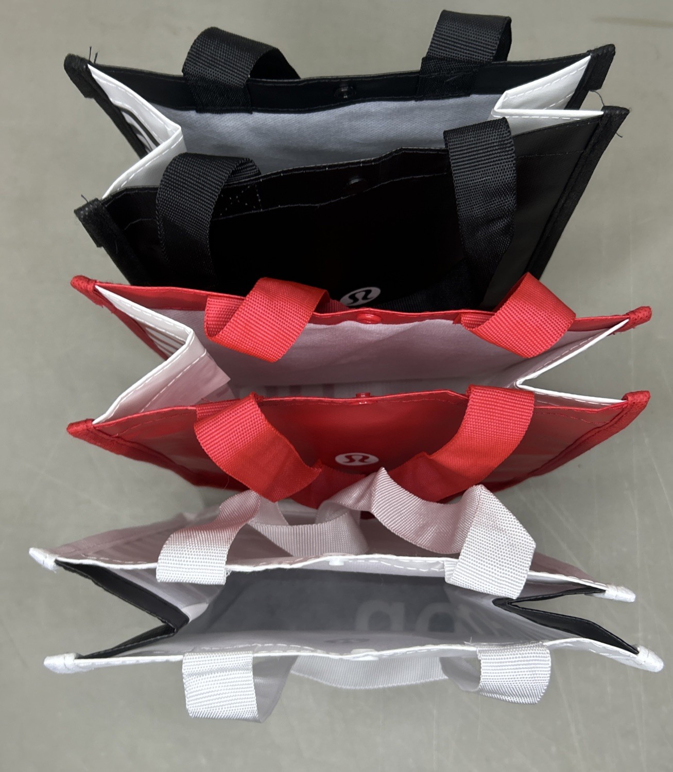 Lululemon Reusable Shopping Tote Bag Lot Of 3 BRAND NEW 11x9x4 Red/White/Black
