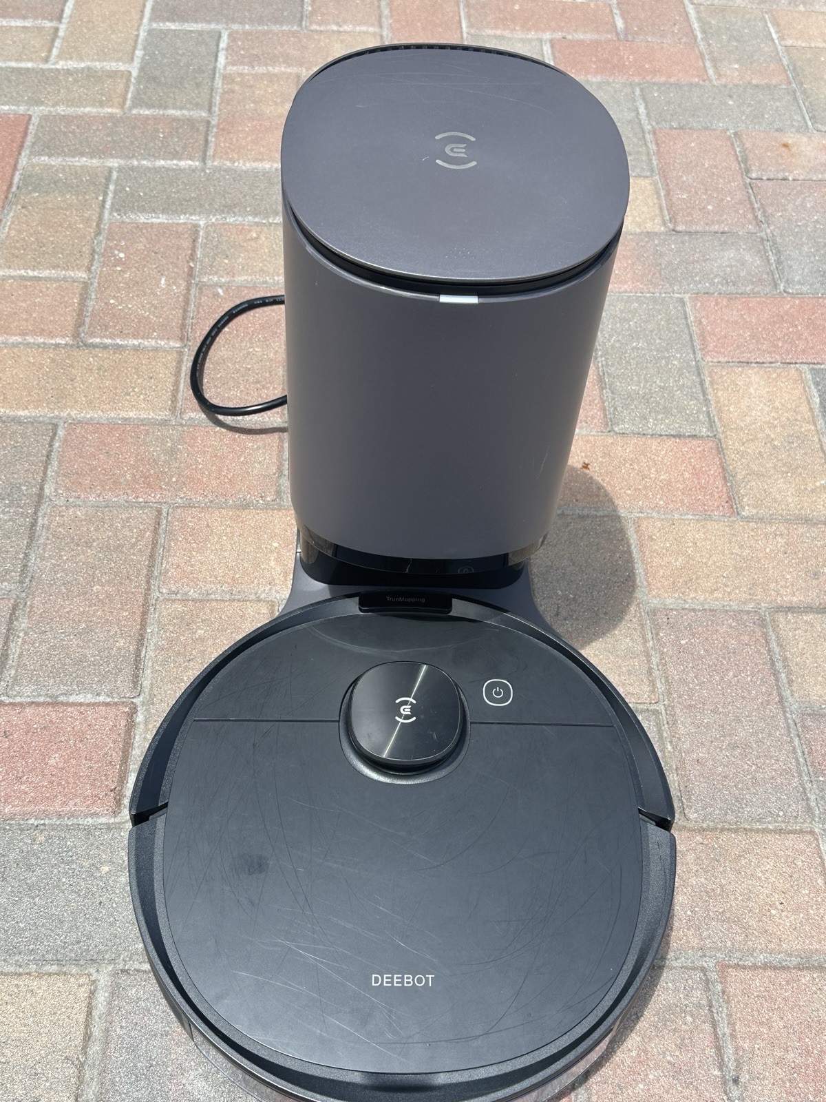 ECOVACS DEEBOT OZMO T8+ Vacuum & Mop Robot