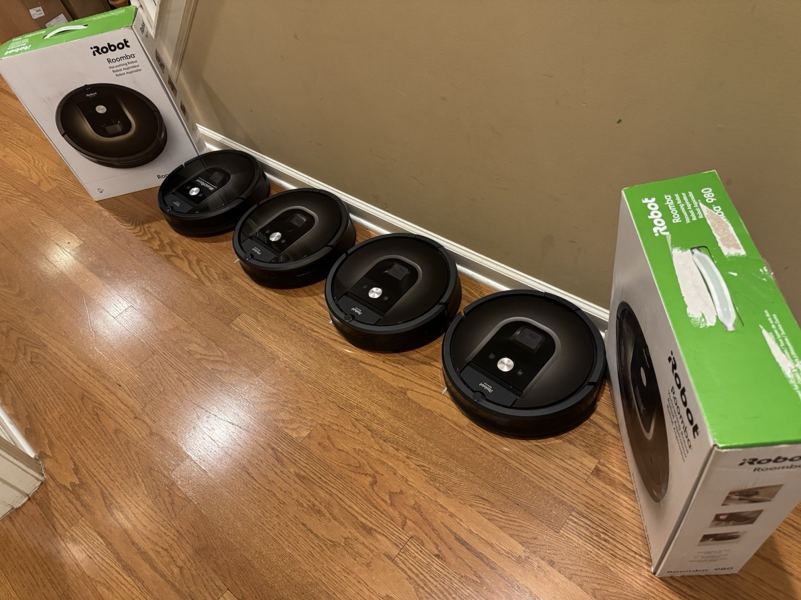 Renewed iRobot Roomba 980 Robot Vacuum – Outstanding Condition! Original Package