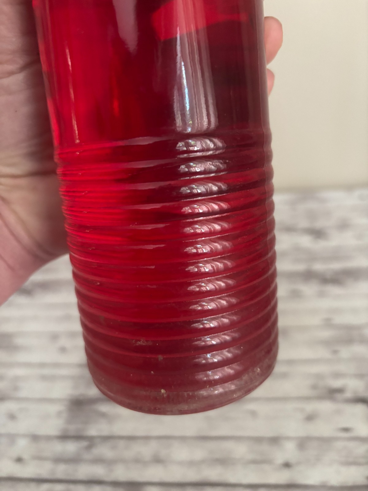 Vintage Old English Red Oil Furniture Polish Ribbed Bee Hive Glass Bottle