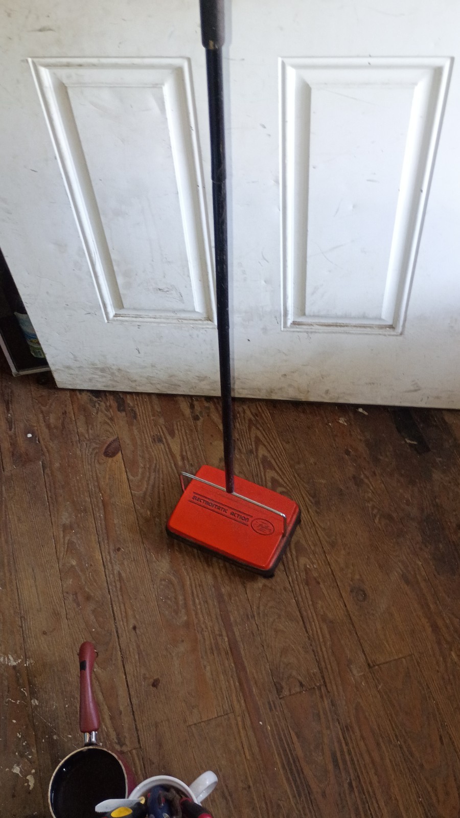 Fuller Electrostatic Action Push Sweeper for Carpet & Hard Floor Red/Black