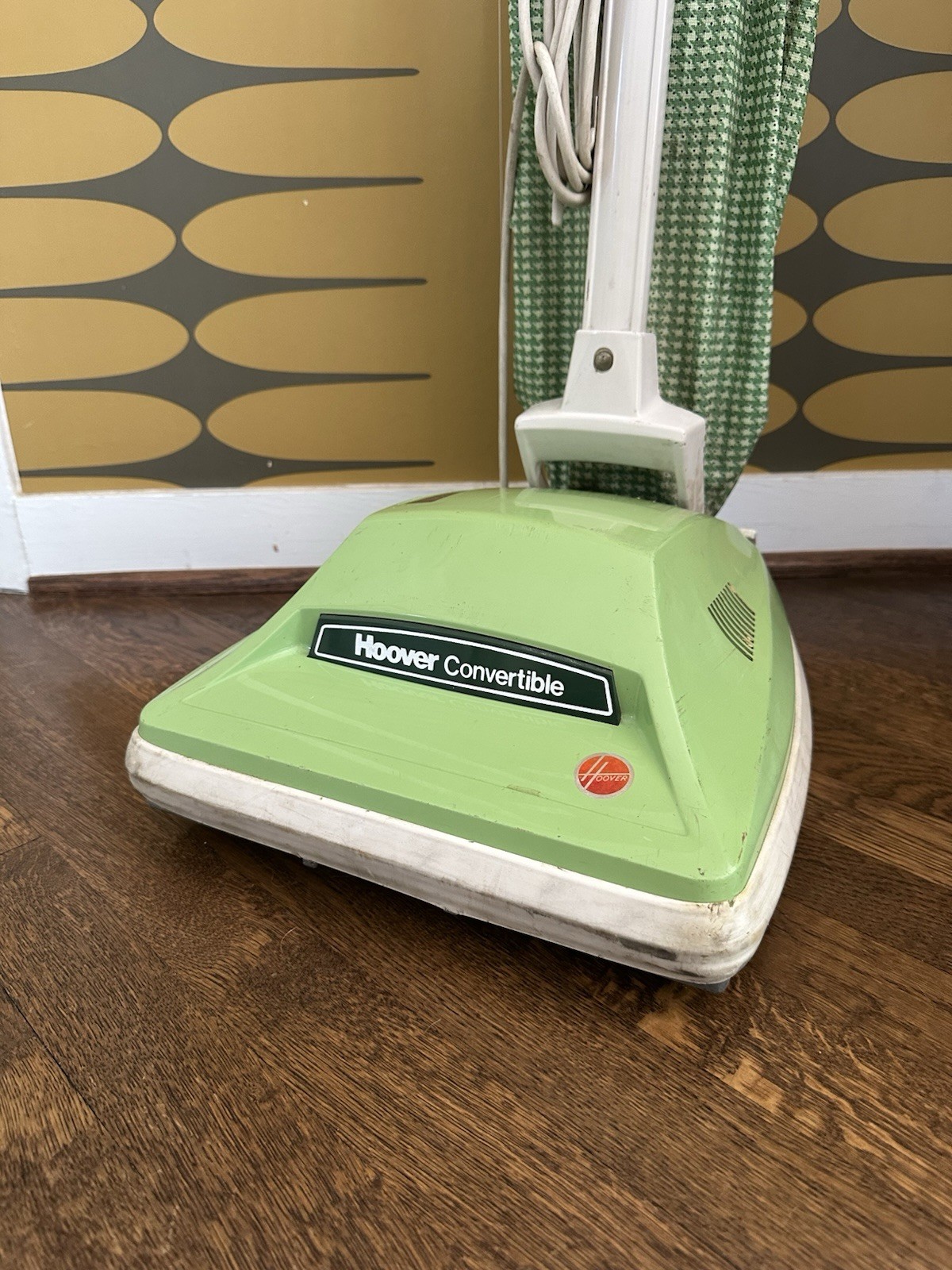Vintage Hoover Convertible Cleaner Model U4101-001 Avocado Green