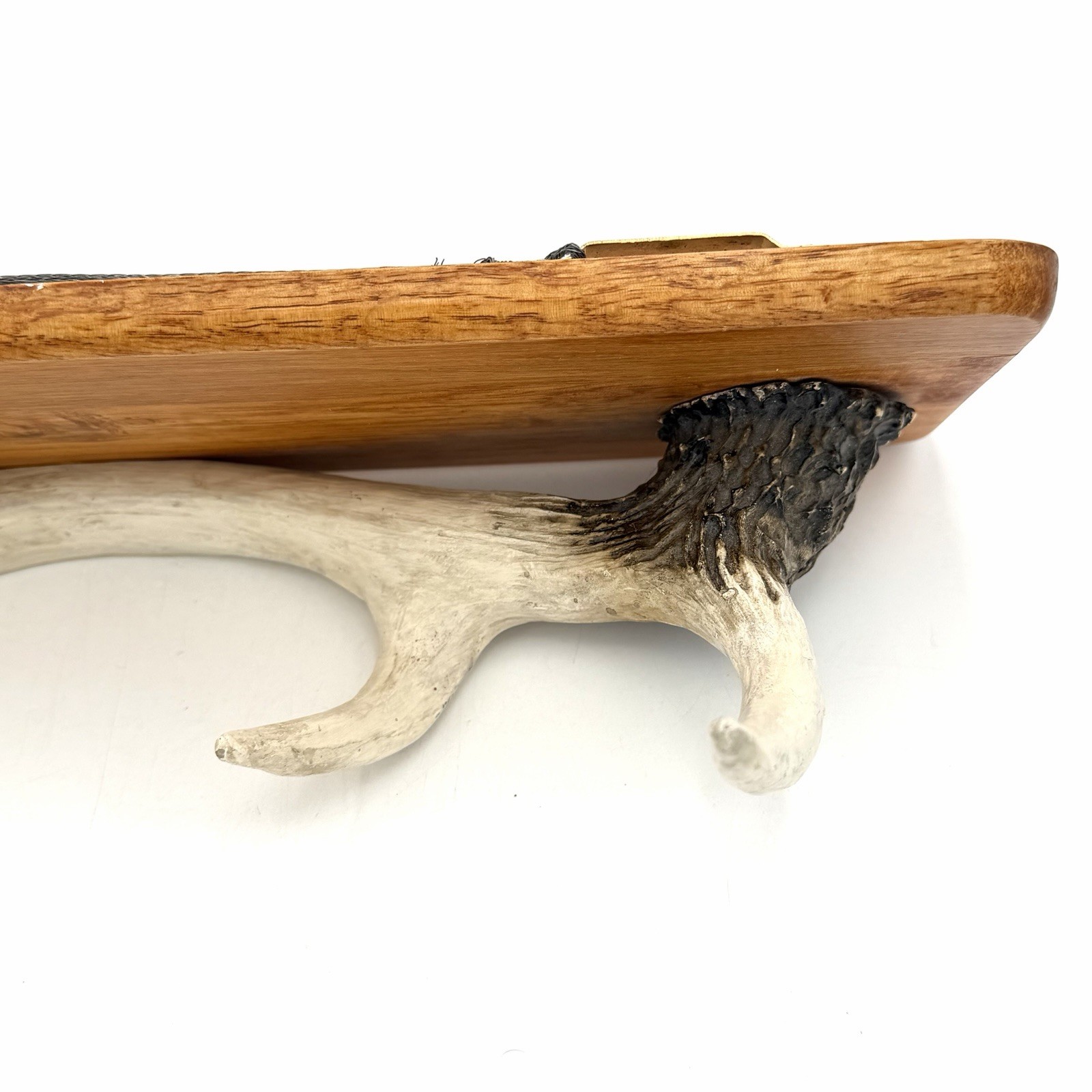 Rustic White Tail Deer Antler Wall Mounted Coat Hat Rack On Wood 17.5 X 4 Inch
