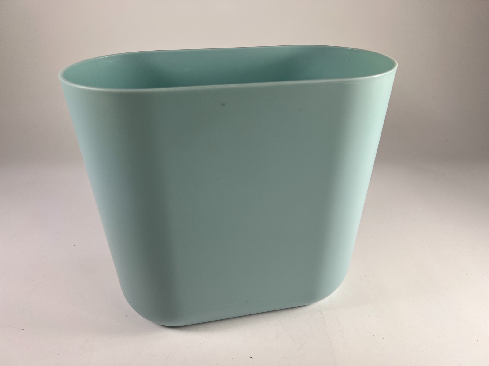 iDesign Cade Oval Slim Trash – Compact Waste Basket – Mint Green Blue
