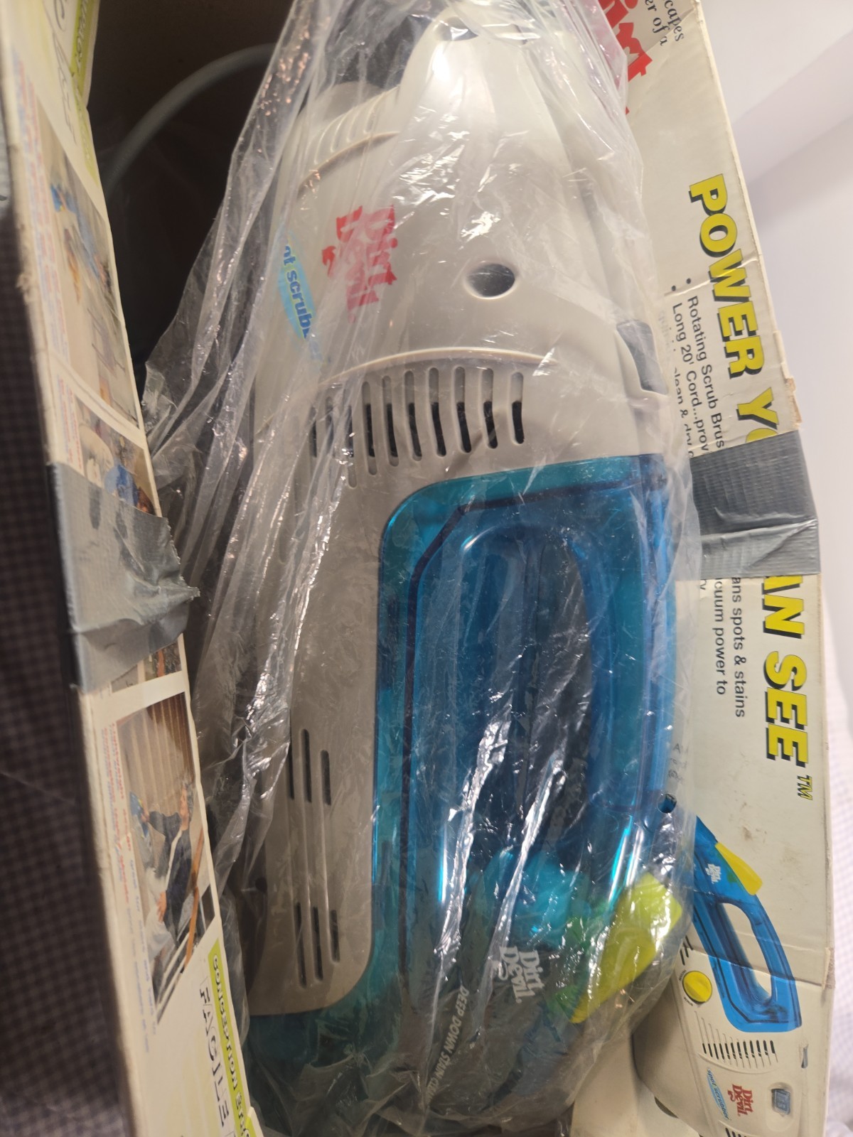 Dirt Devil SE2800 Blue Spot Scrubber Cleaner