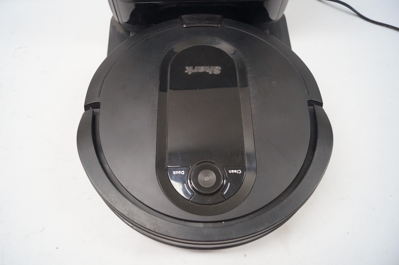 Shark UR1100S1US Robot Self-Empty Robot Vacuum Black EXC WORKING PoR C343