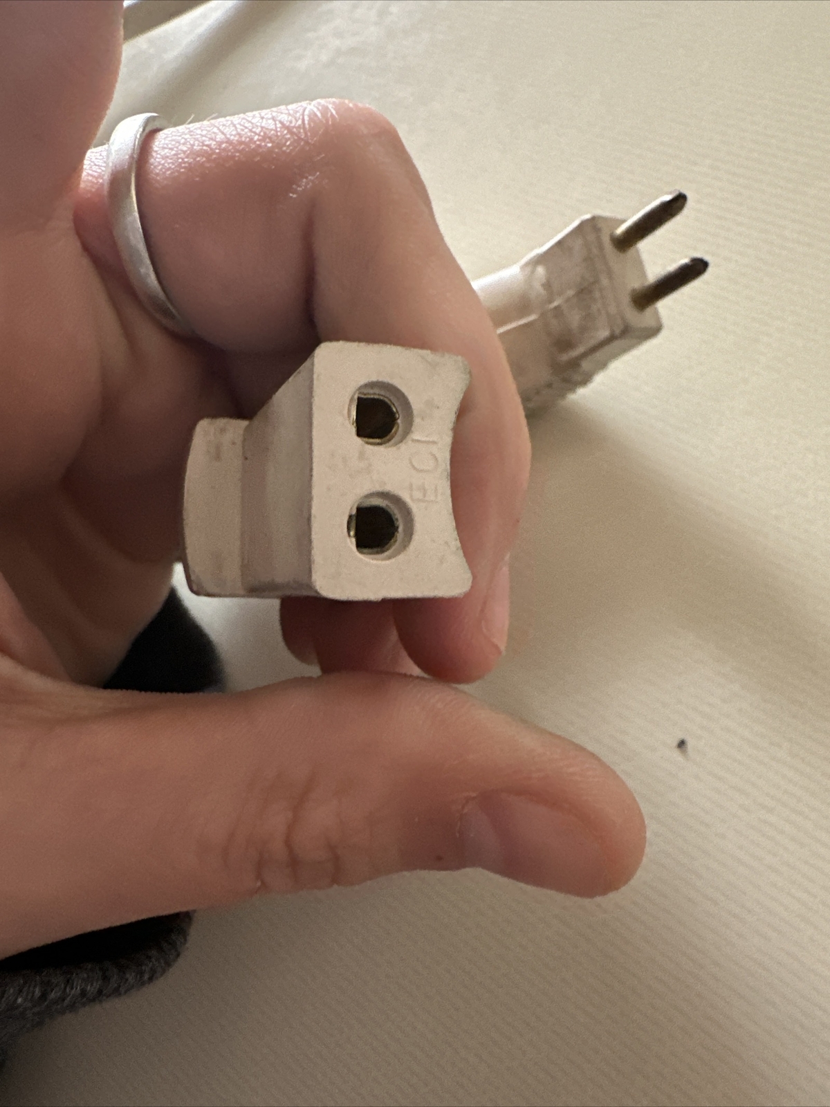Unknown 40” Electrolux Power Adapter