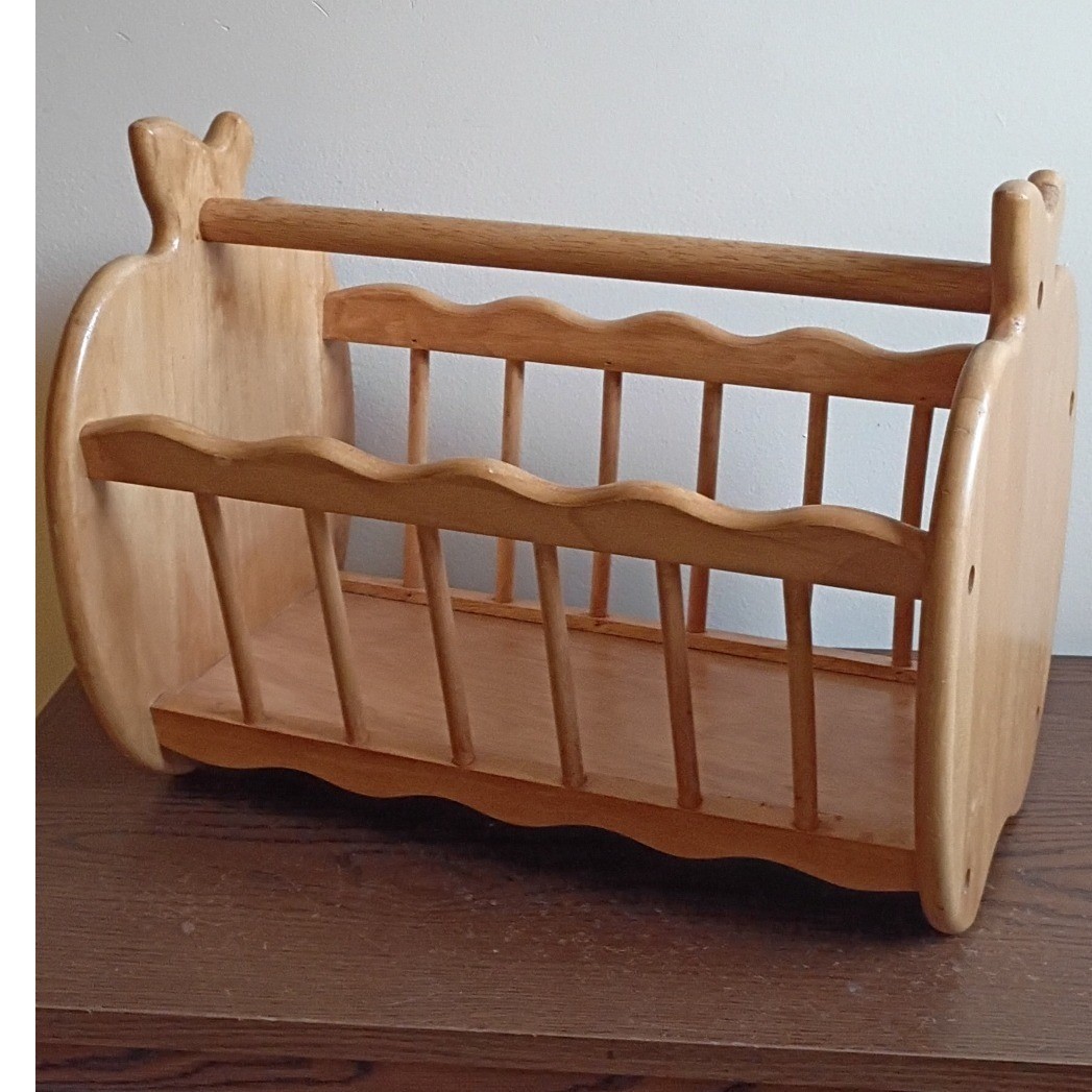 Vintage Apple Shaped Wooden Magazine Rack Floor Holder Rustic Country Decor