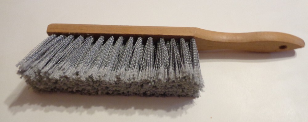 Shop Bench Brush – Whisk Dust Beaver Tail Foxtail Duster Workshop Wood Handle