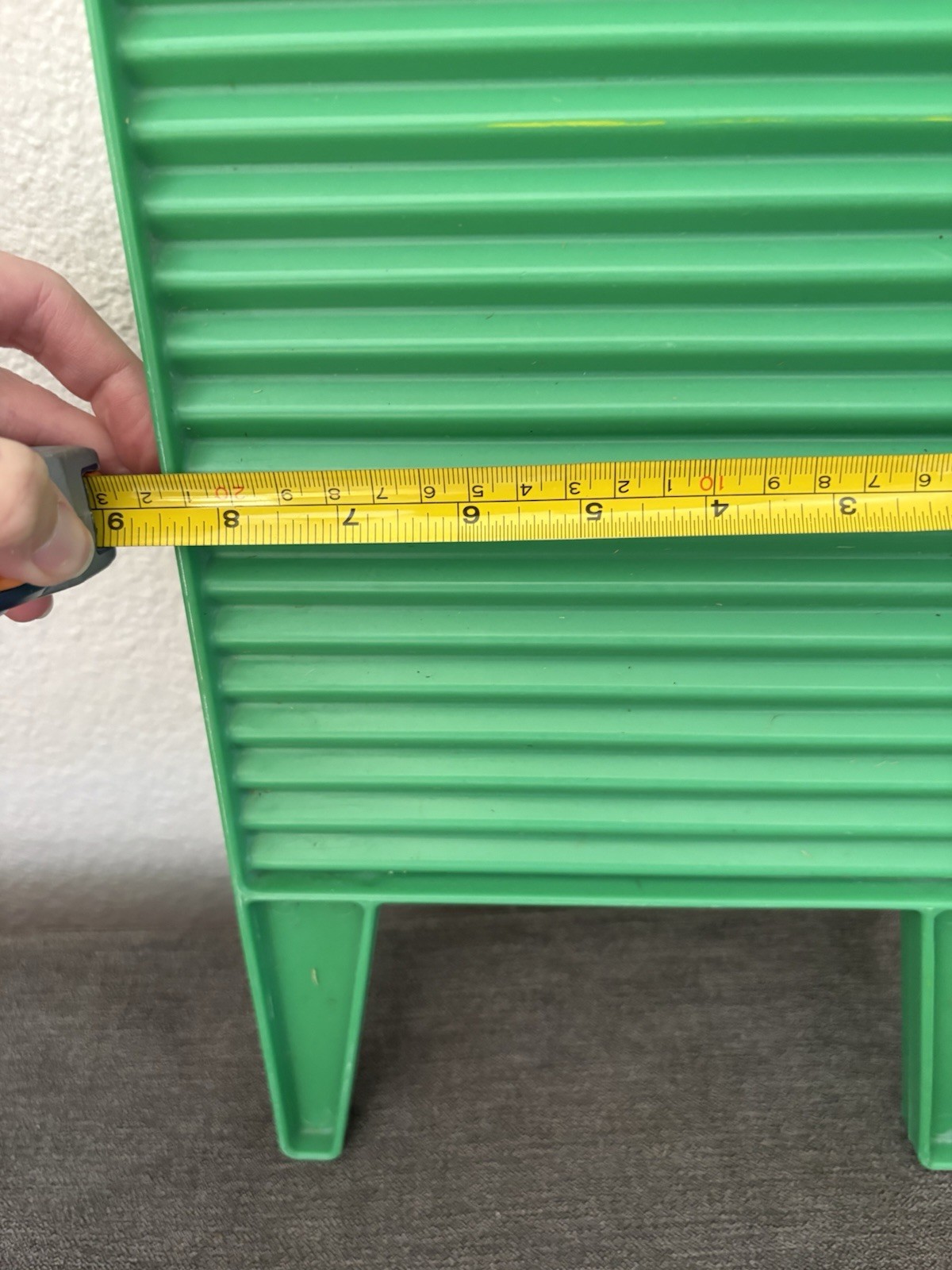 VINTAGE Fesco 4544 Made In USA Green Plastic Washing Board 18”x8.5” Movie Prop