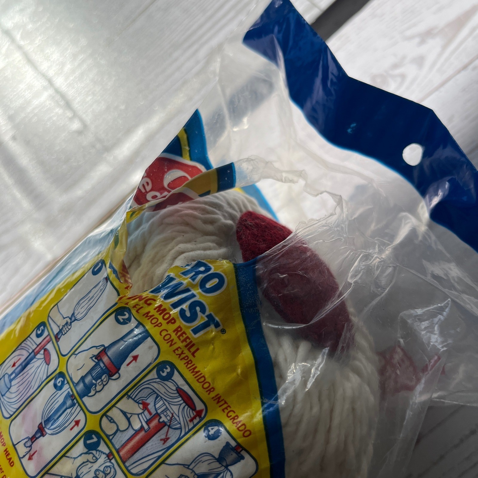 O-Cedar Pro Twist Self-Twisting Mop Refill Fits All Twist N Mop White Cotton