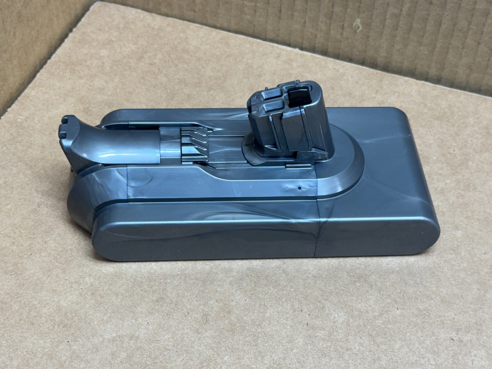 DYSON V15 OUTSIZE [SV22] GENUINE 3600mAh 25.2V 91Wh CLICK IN REPLACEMENT BATTERY