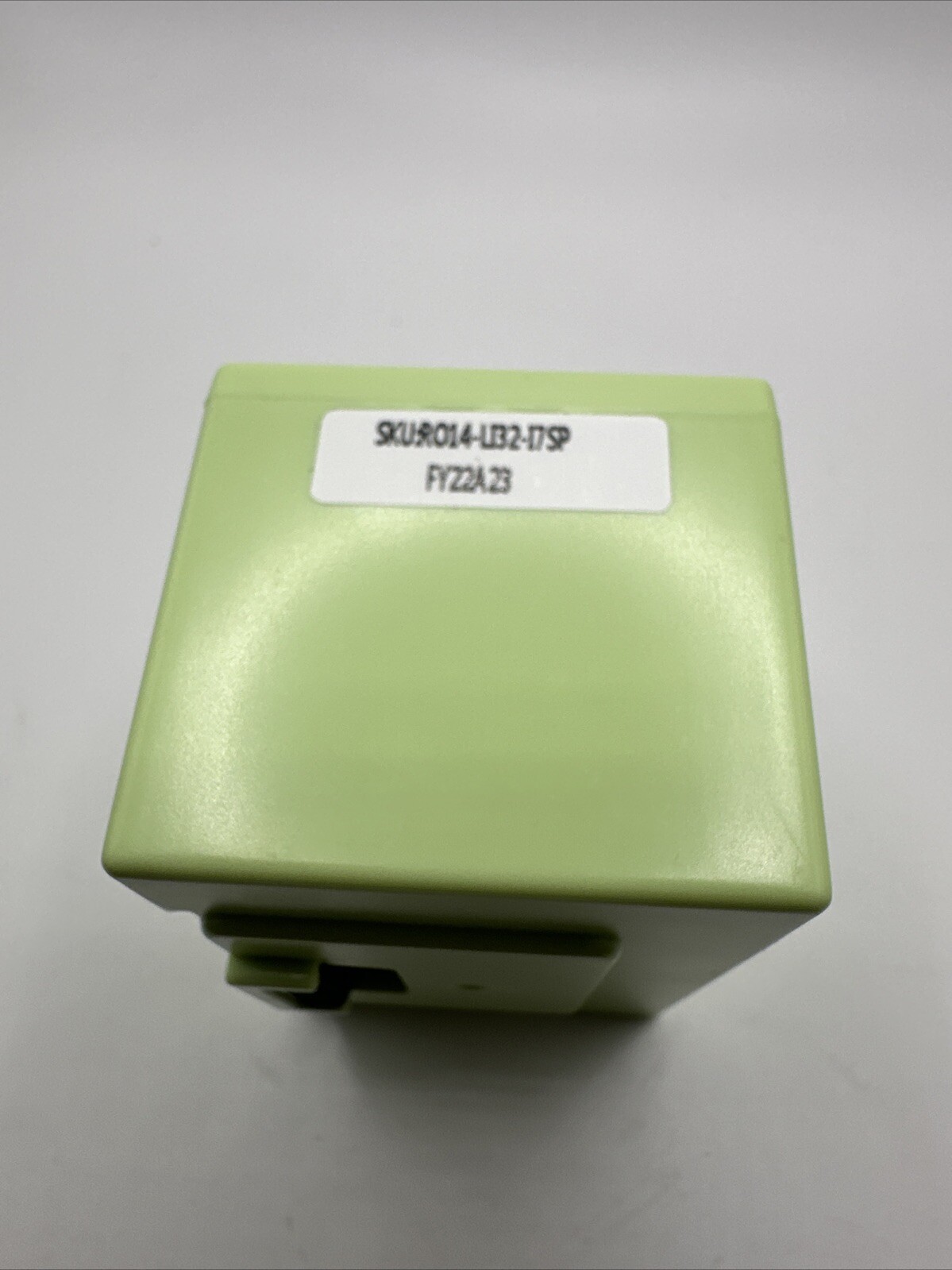 14.4V 3200mAh i7 Replacement Battery for iRobot Roomba I and E Series, Compat…
