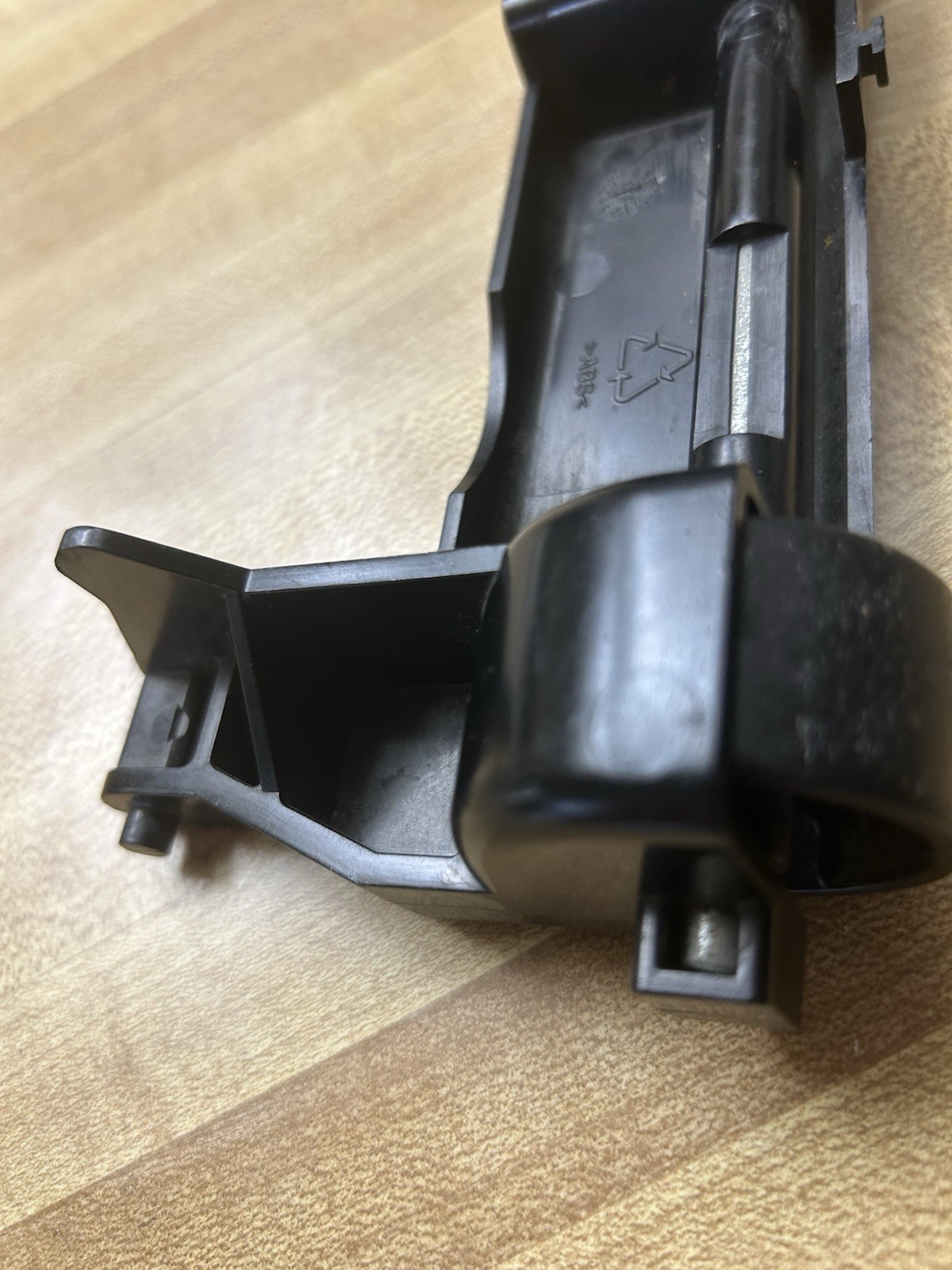 Vacuum Cleaner Front Wheel Assembly Make Model Brand Unknown