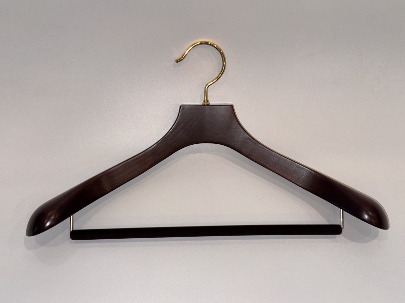 NAKATA Hanger Men’s Suit Hanger 460 mm Mars Brown Beech Wood