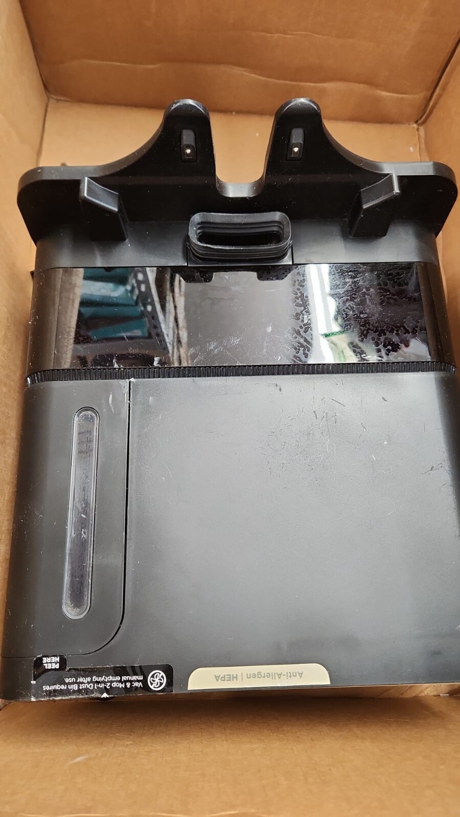 Shark AI Ultra 2-in-1 Robot Vacuum and Mop and XL Self-Emptying HEPA Base Used N