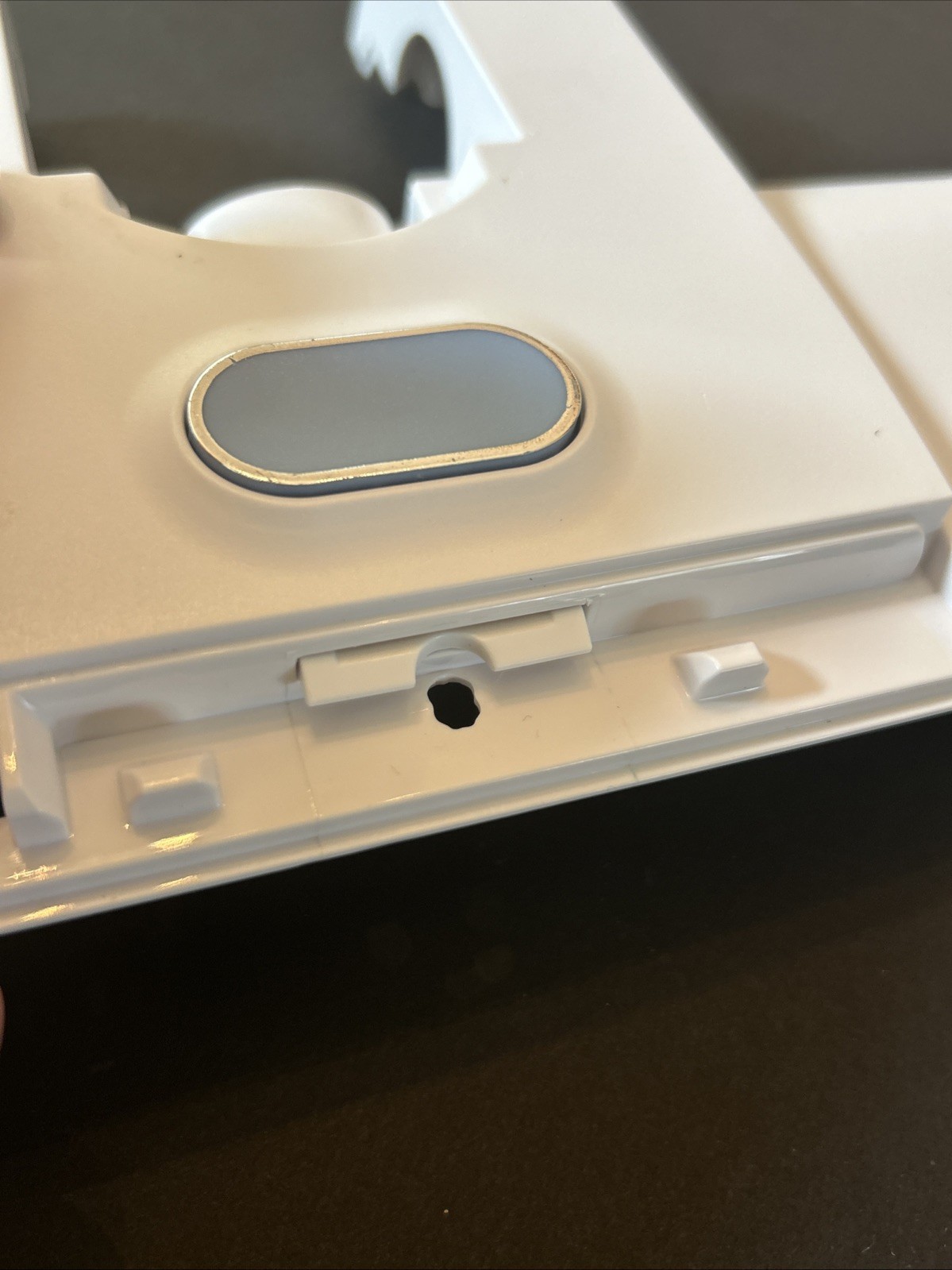 Shark WD201 WD200 AW201 TOP LID HOUSING COVER for Floor Nozzle Genuine OEM White