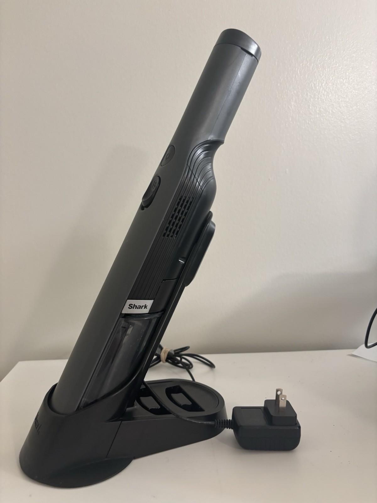Shark WV201 Grey Handheld Vacuum Cleaner (No attachments)