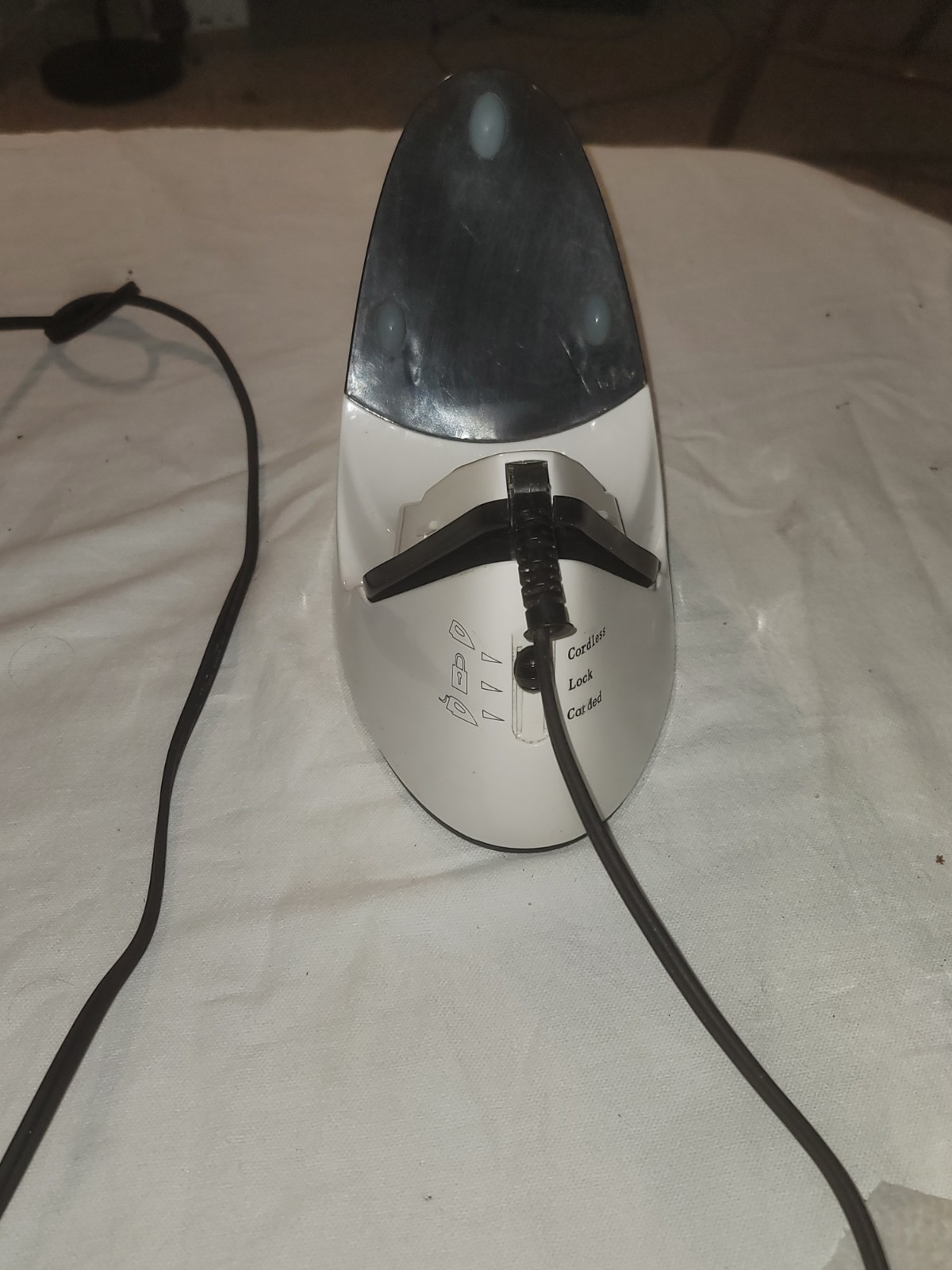 SMARTEK CORD-CORDLESS STEAM IRON
