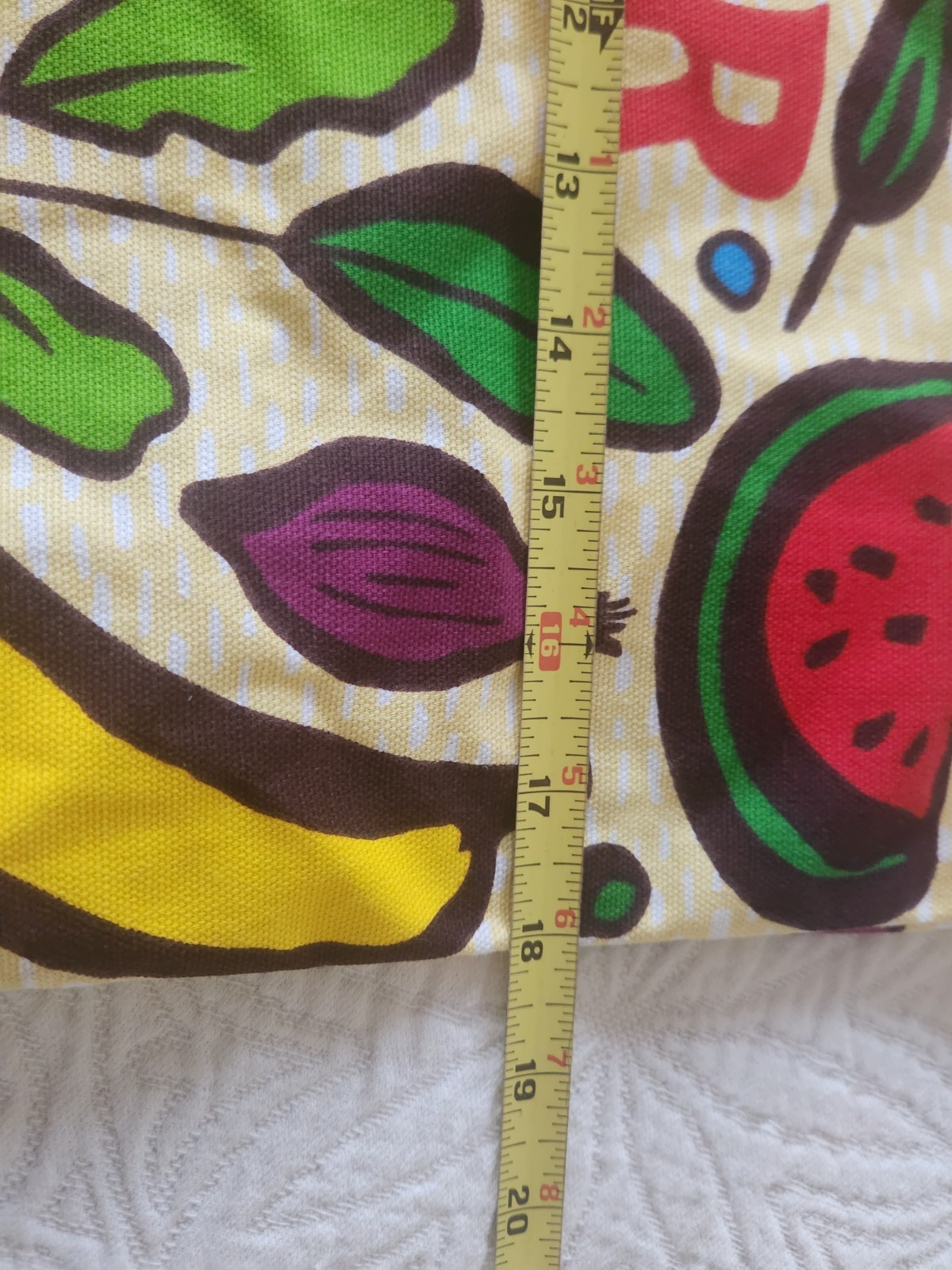 Trader Joe’s Reusesble Canvas Tote Grocery Bag Fruita And Vegetables VGC Clean