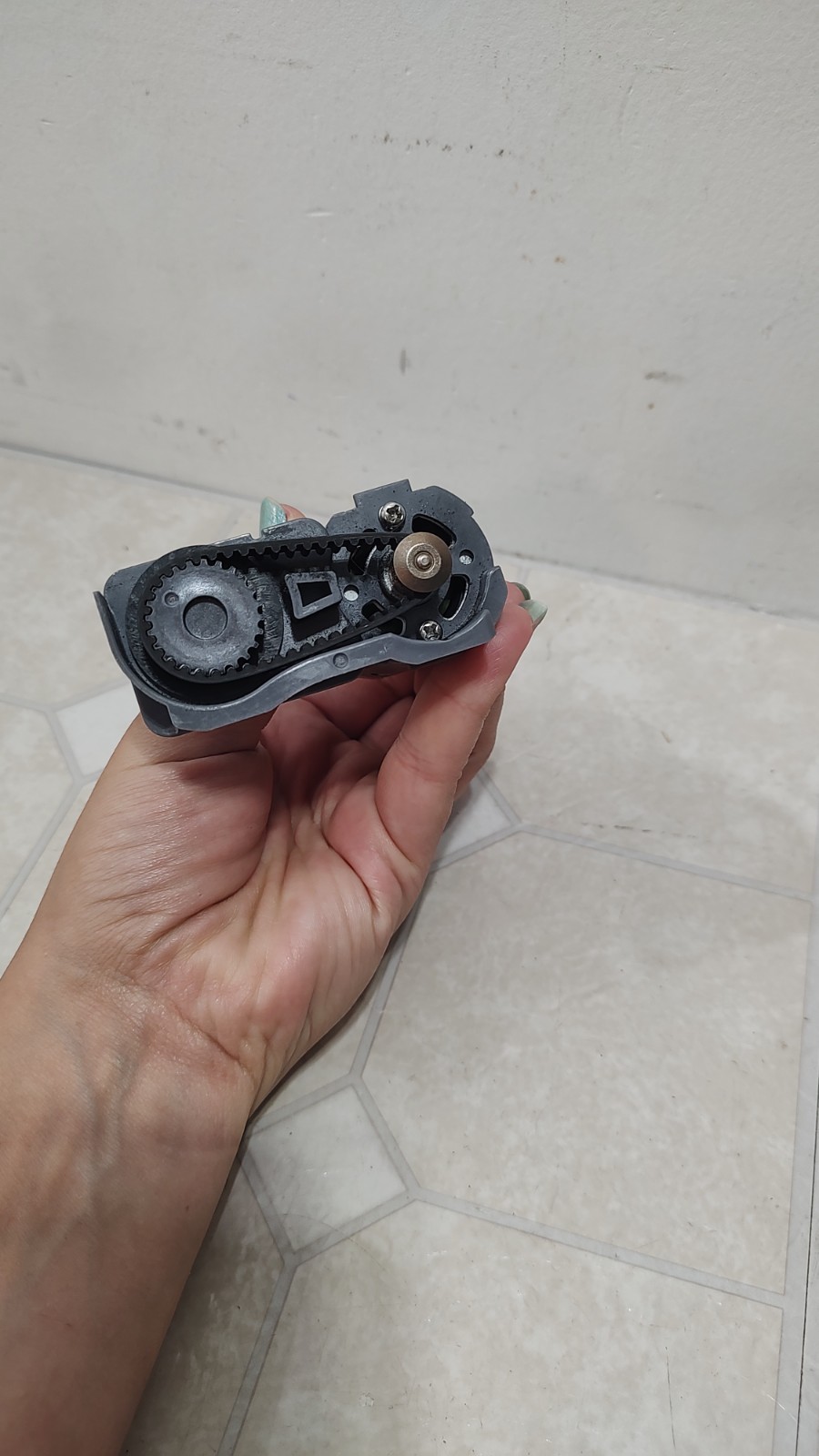 BLACK+DECKER POWERSERIES+ BHFEA520J Cordless Stick Roller Brush Motor & Gear OEM