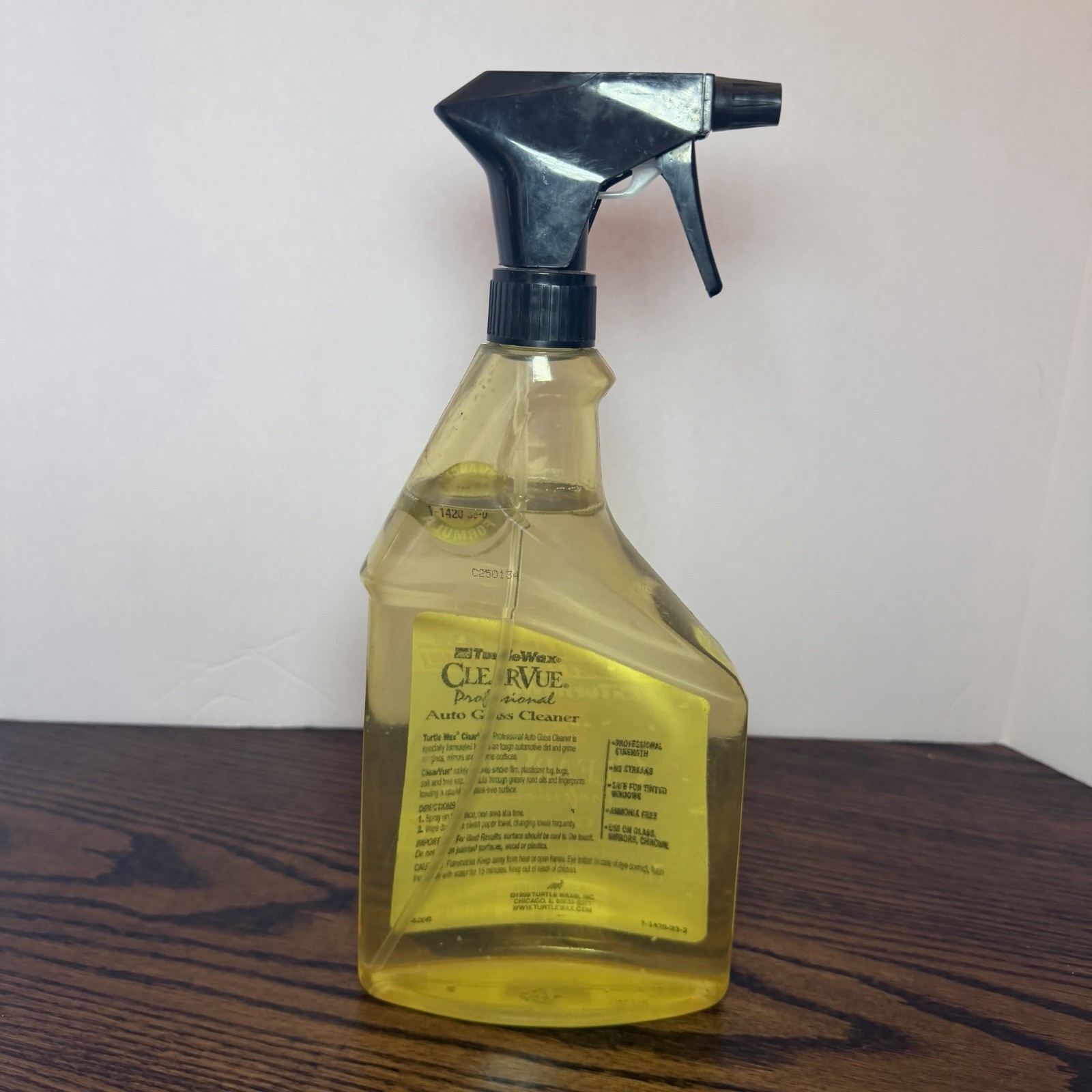 Vintage Turtle Wax ClearVue Professional Auto Glass Cleaner, 32 fl oz bottle