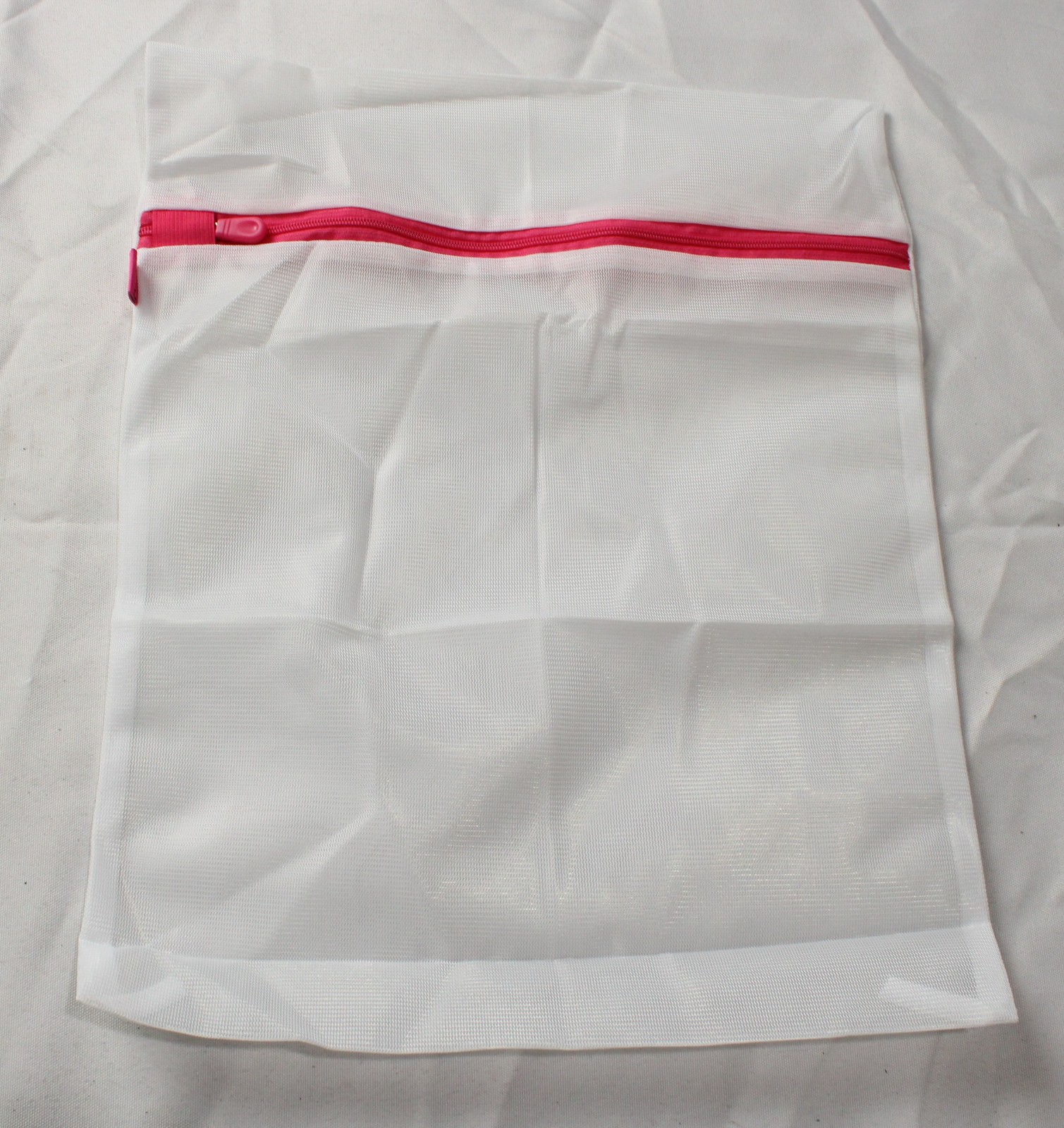 Fanka Unisex Adult’s Durable Zipper Mesh Polyester Wash Bag BL1 White One Size