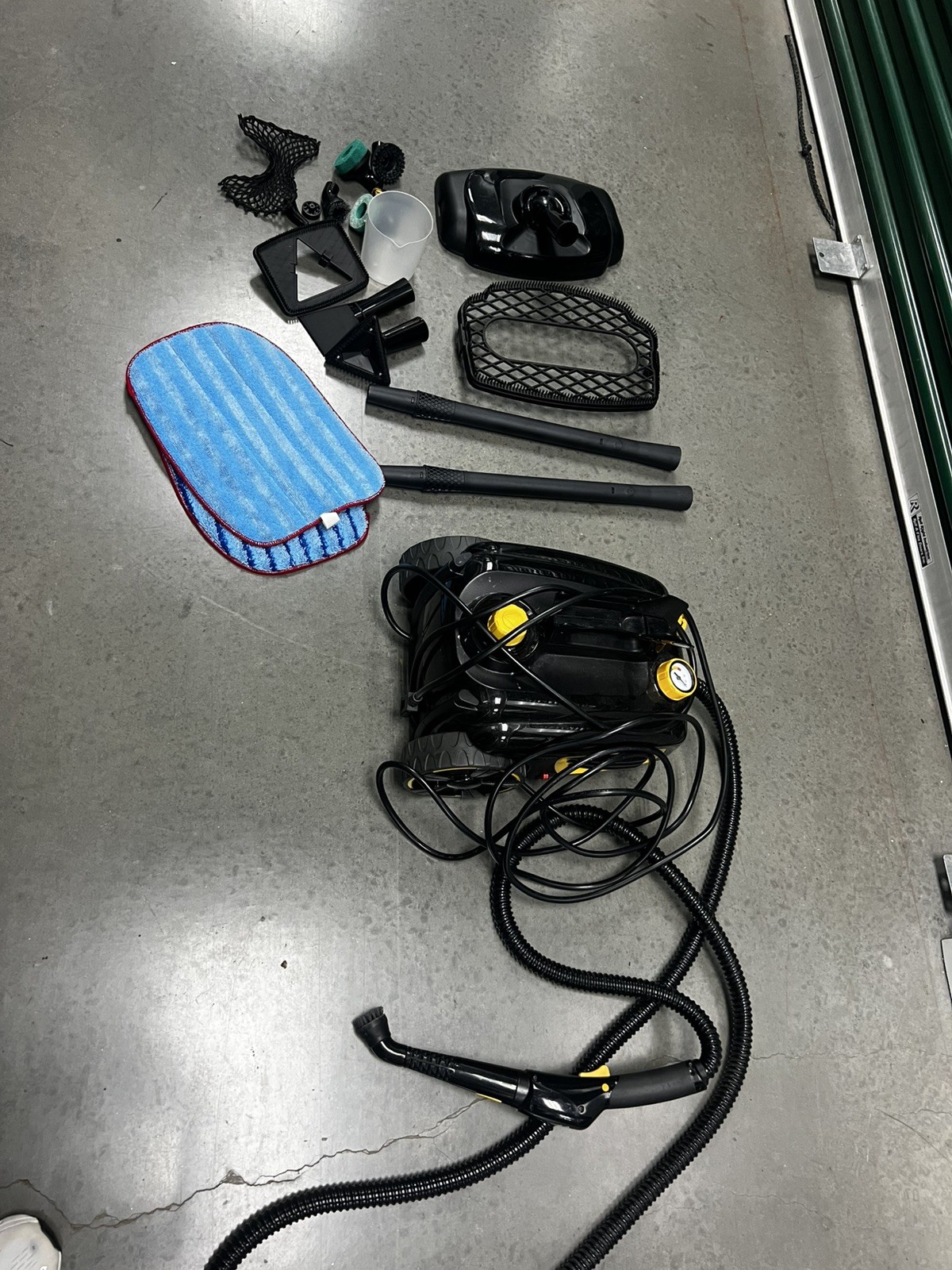 McCulloch MC1375 Steam Cleaner with 20 Accessories – Chemical-Free Cleaning