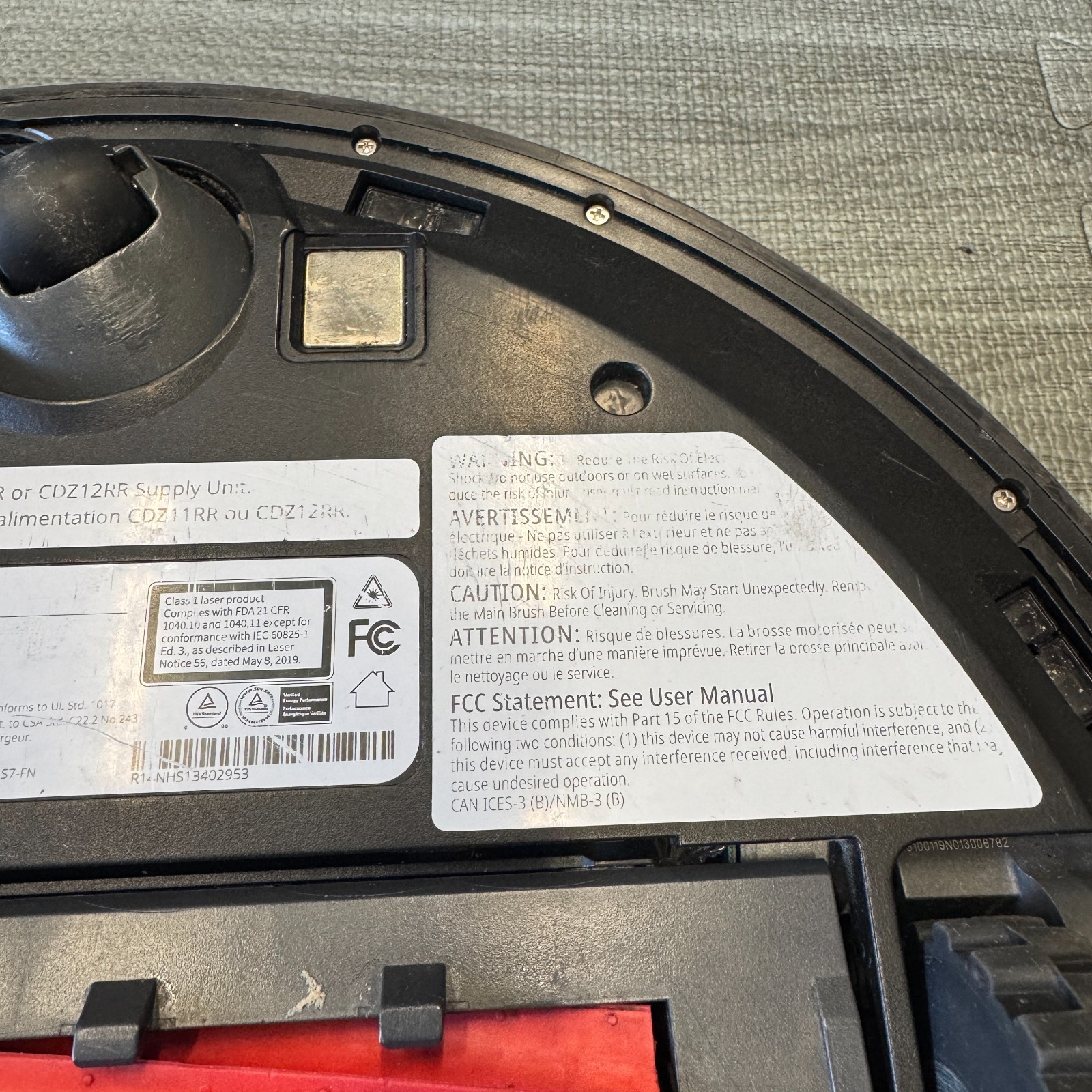 Roborock S7 Robot Vacuum….NO Charger or Mop Pad – Untested PARTS ONLY