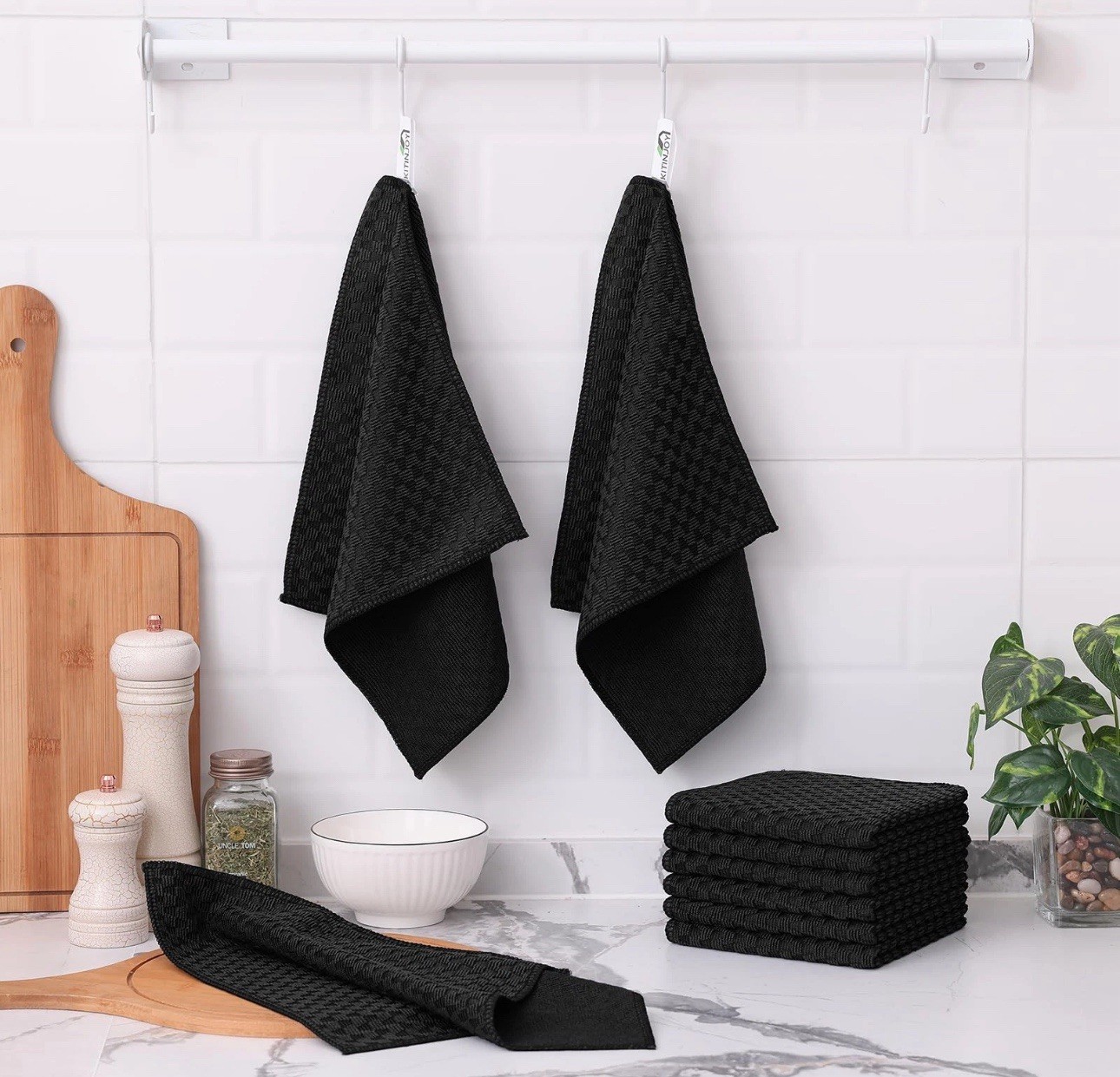 Kitinjoy Microfiber Cleaning Cloth, 12 Pack Soft and No Lint Microfiber Towel…