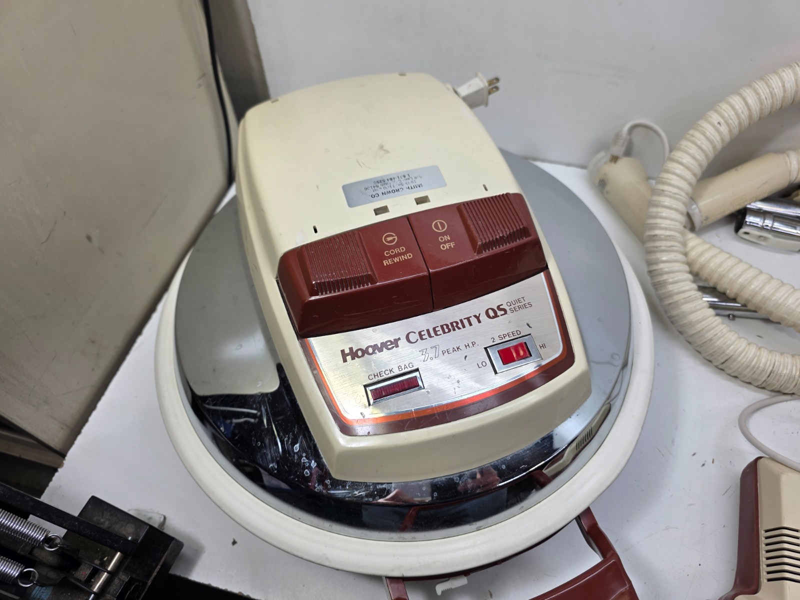 Hoover Celebrity QS Quiet Series Vacuum Flying Saucer Quadraflex Powermatic