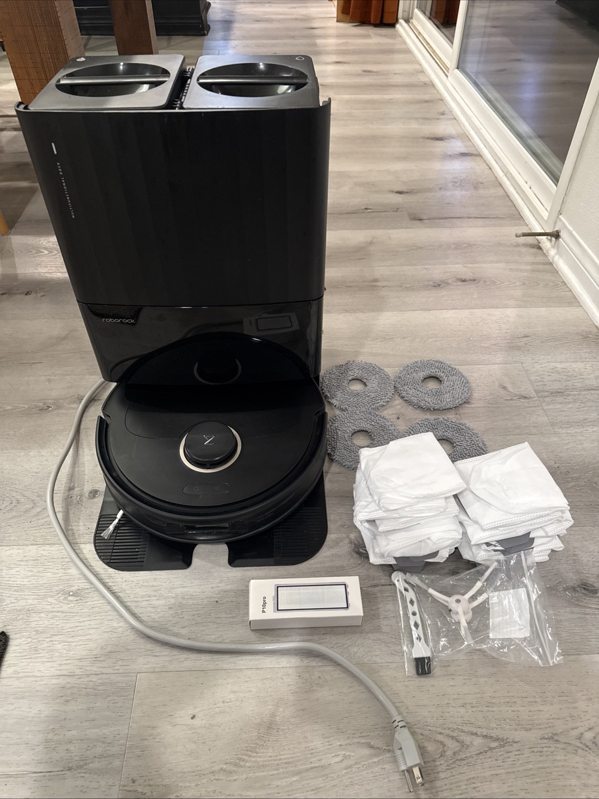 Roborock Qrevo Pro Robot Vacuum, Great Condition