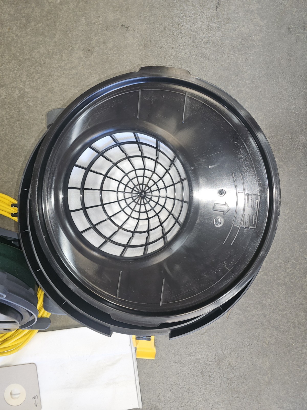 TENNANTCanister Vacuum, 12 gal. CapacityMfr #1252617Zoro #G6175021