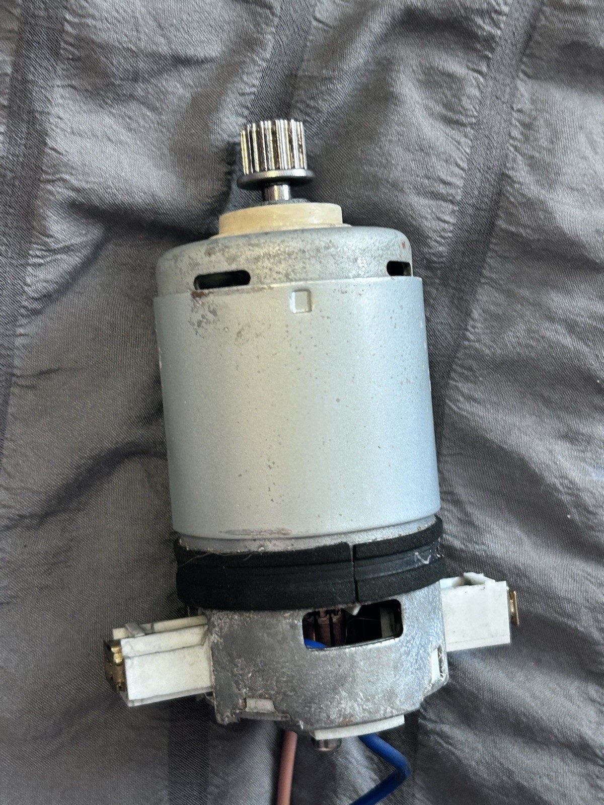Shark HV381 HV380 HV382 HV383 HV384Q SMALL 120V BRUSHROLL MOTOR ZYT-2834HC