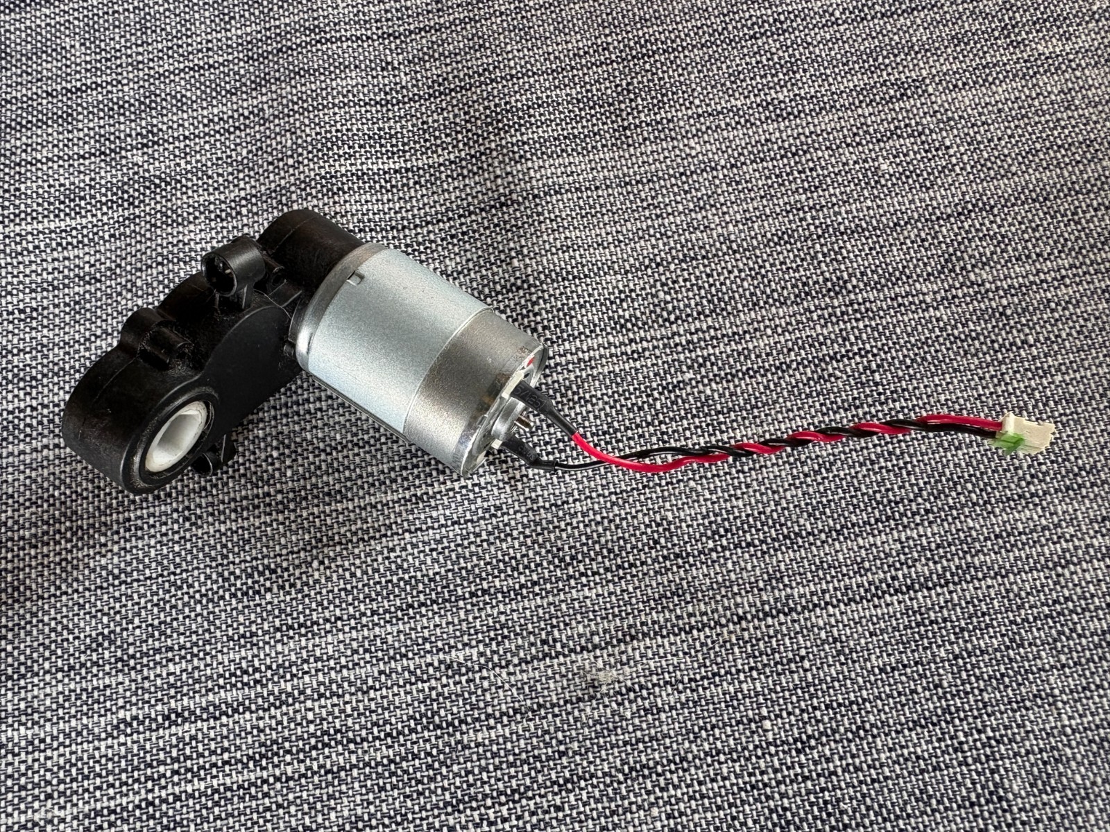 OEM Genuine Tapo RV30 Max Robot Vacuum & Mop Head Roller Brush Motor Part