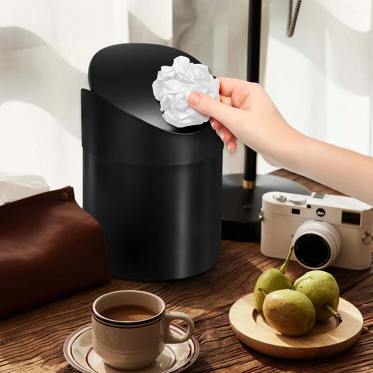 1.3L Mini Desktop Trash Can with Swing Lid,Storage Box，Garbage Waste Bin Organiz