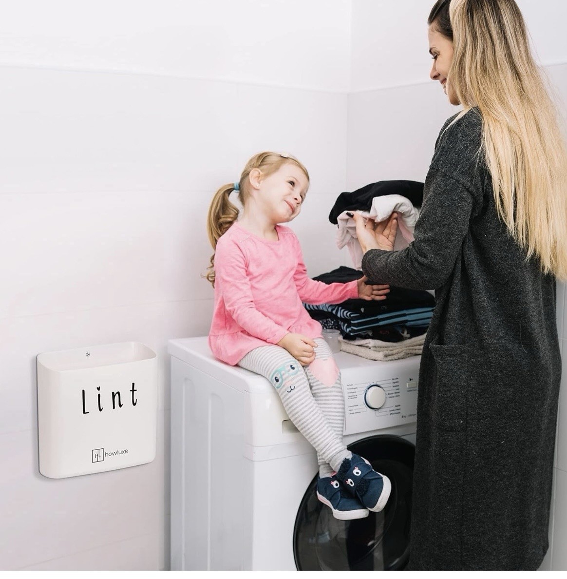 Howluxe Lint Bin Magnetic Wall Mount Plastic White 9.3 x 2.8 in Built-in Keyhole