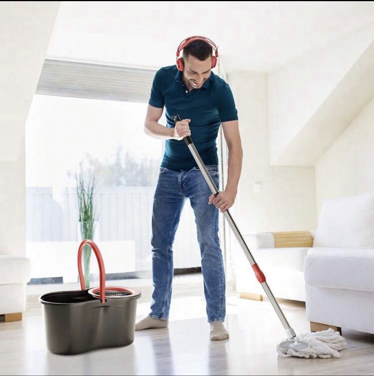 360° Spin Mop and Bucket Set with 3 Microfiber Heads Adjustable Handle Cleaning