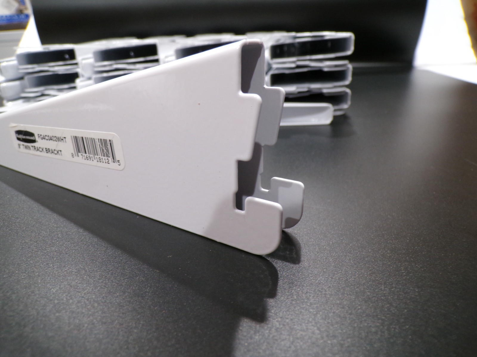 Rubbermaid 9” Twin Track WHITE Shelf Brackets (50 Pack) Huge Lot $1.00 Each