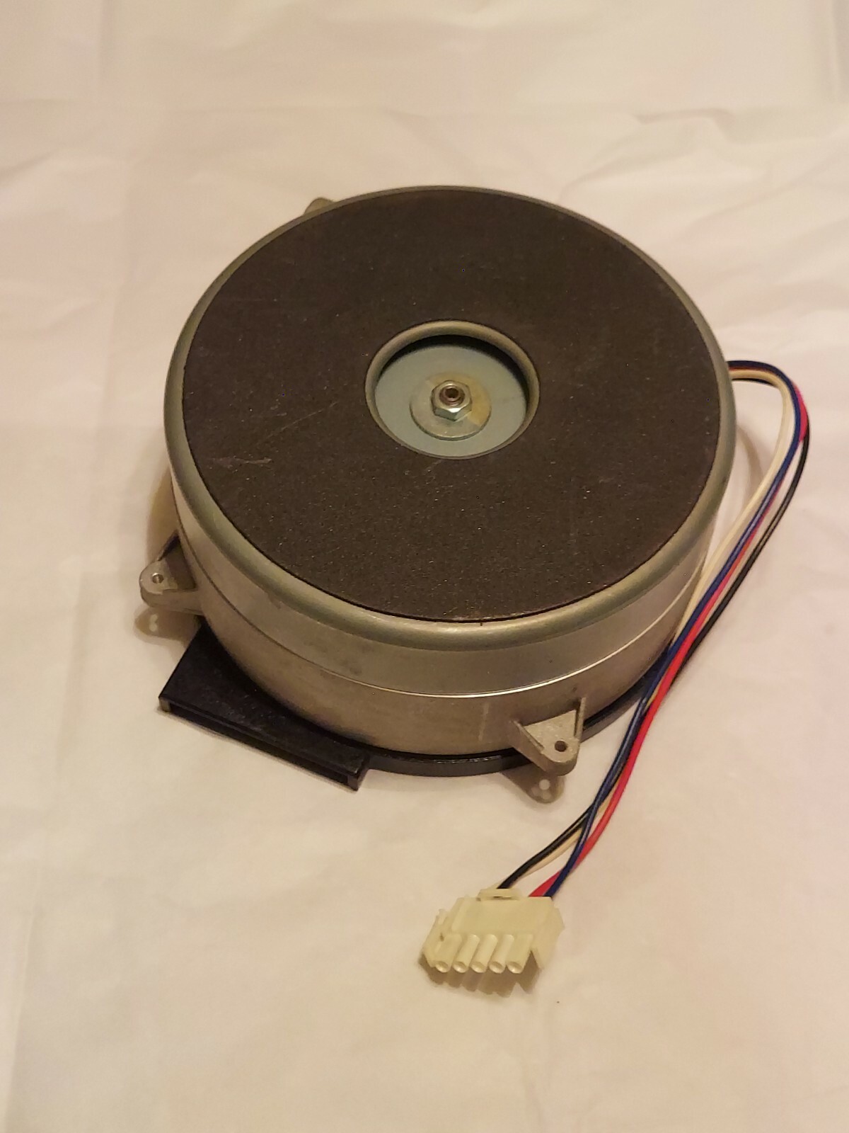 Ametek Lamb central vacuum motor 117977-00, 50/60 HZ, 4.5A, 120V.