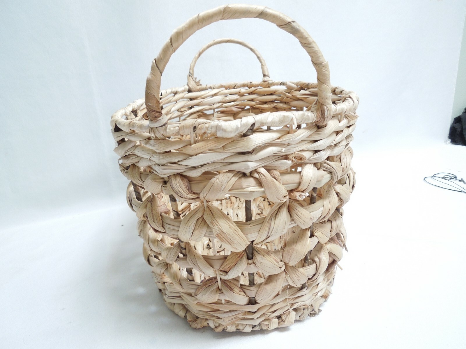 Large Woven Straw Basket with Metal Frame and Handles for Fruits & Vegetables