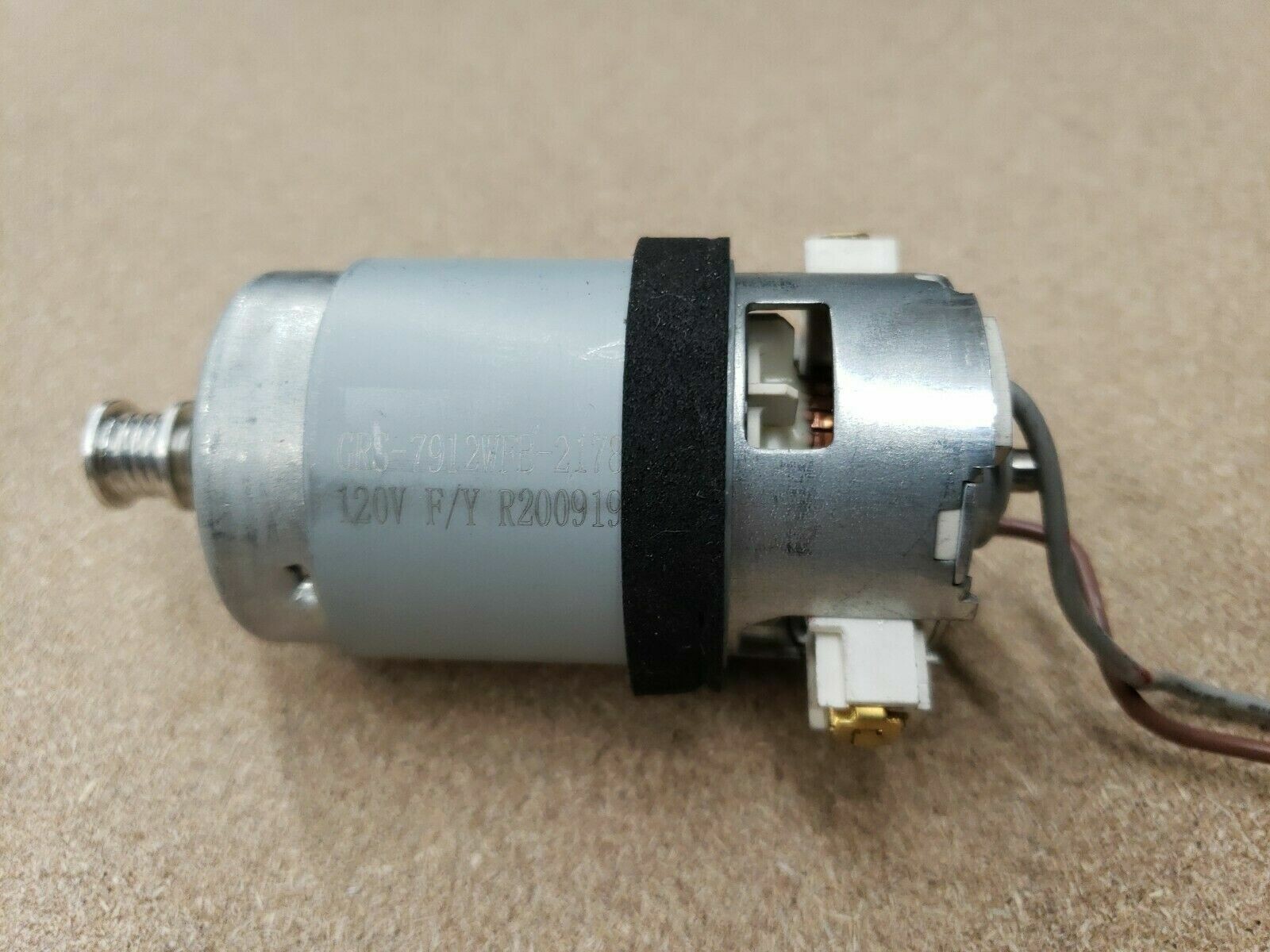 Shark HZ3002 HZ3000 QS3002 QS3000 LA502 LA302 GEARED BRUSHROLL BRUSH MOTOR