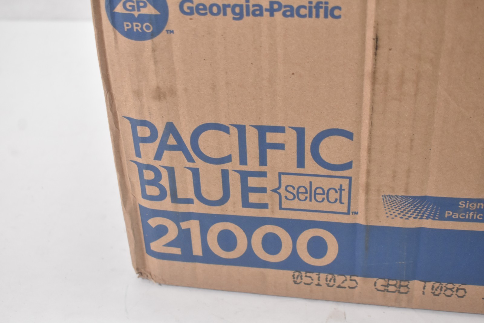 Georgia Pacific Blue Select Multifold Paper Towels 2000 Total 9.2″ x 9.4″ White